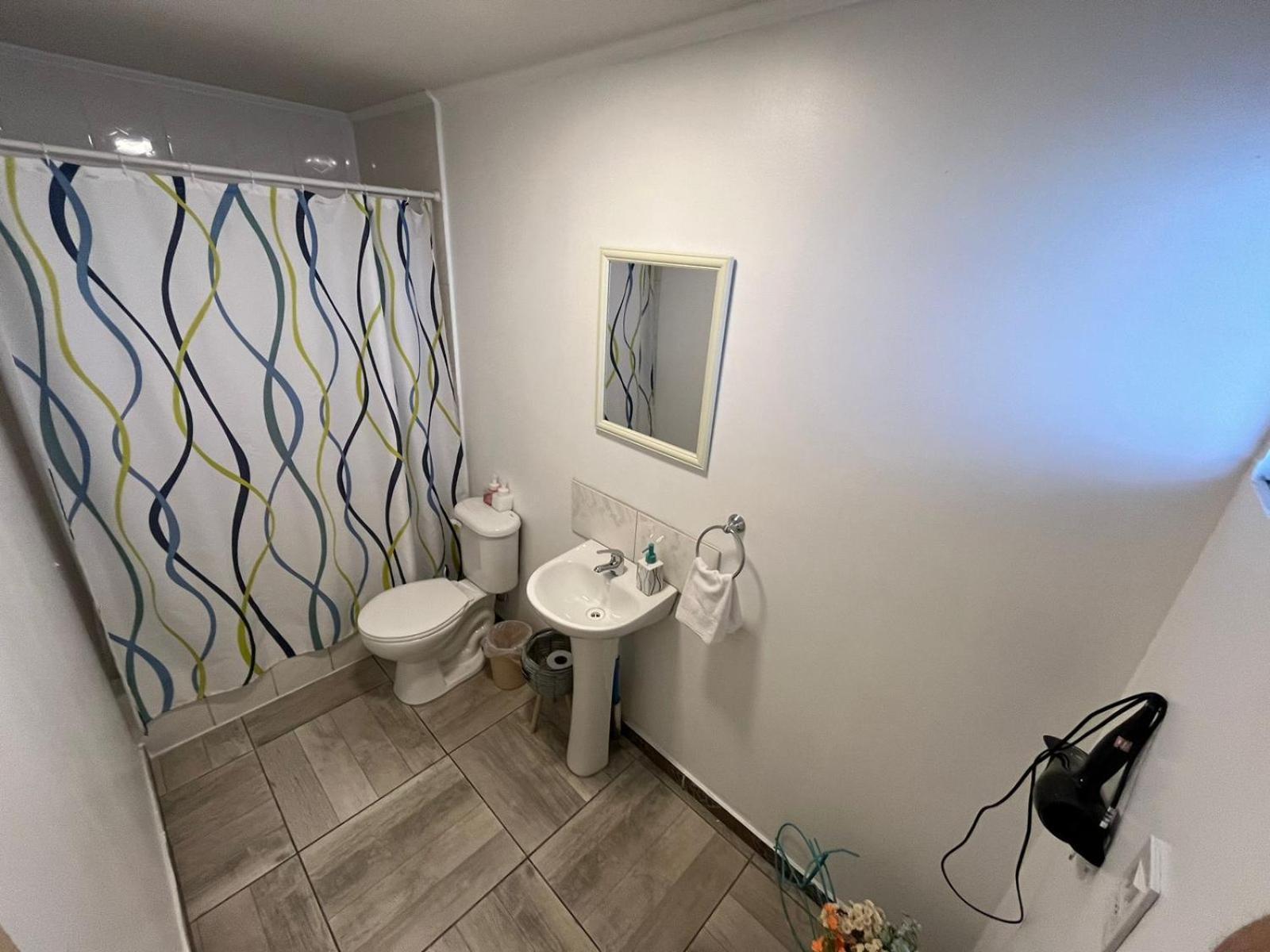 Hab Bano Privado Aeropuerto Albergue